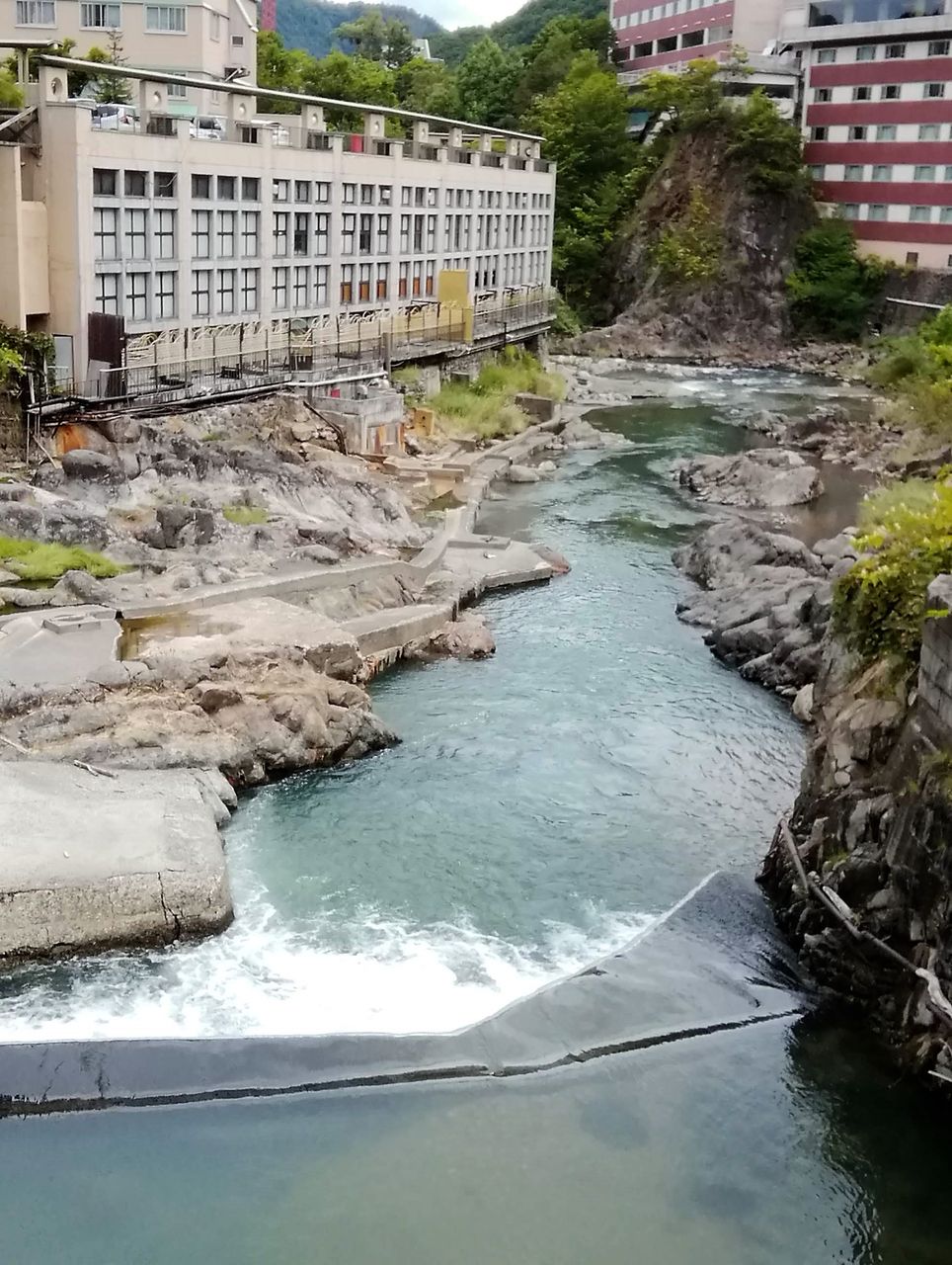 北海道旅行 静かな温泉街 定山渓温泉 それなりに平穏な日々 北海道旅行 静かな温泉街 定山渓温泉 それなりに平穏な日々