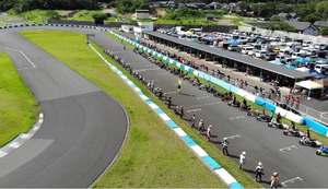 21������8��