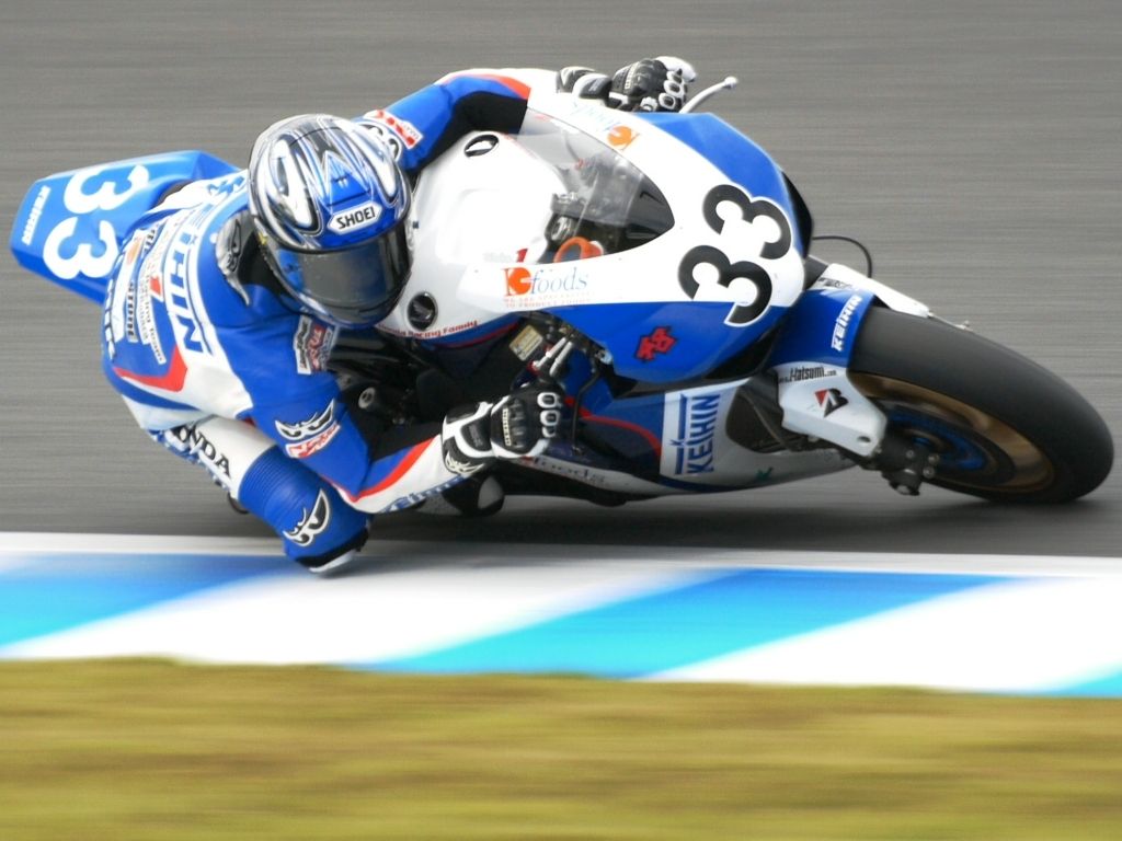 本当に！？伊藤真一さんST600に！ワクワクだww : 燃えるバイク