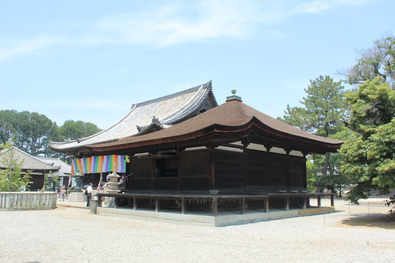 鶴林寺本堂 軒下散策日記 鶴林寺本堂 軒下散策日記