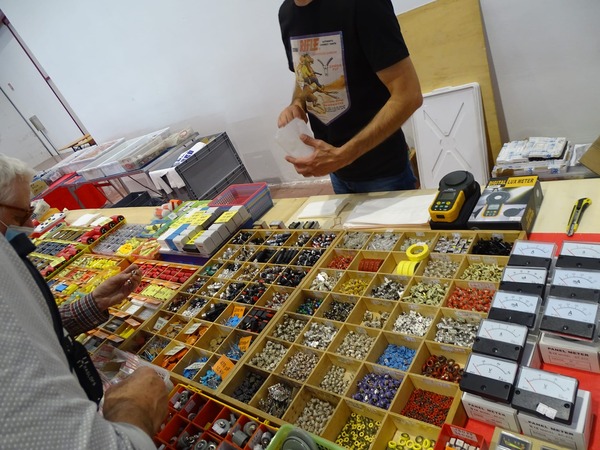 305124894_783559459732669_5869735075647651631_n