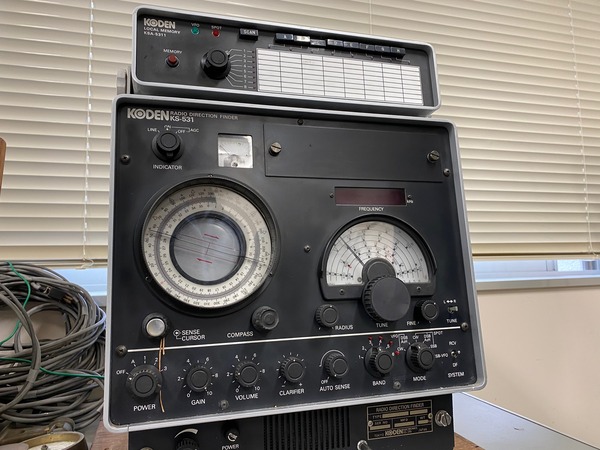 無線方位測定機