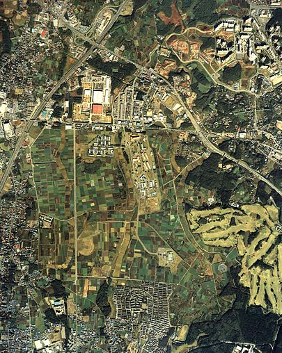 405px-Naval_Support_Facility_Kamiseya_Aerial_photograph.1983