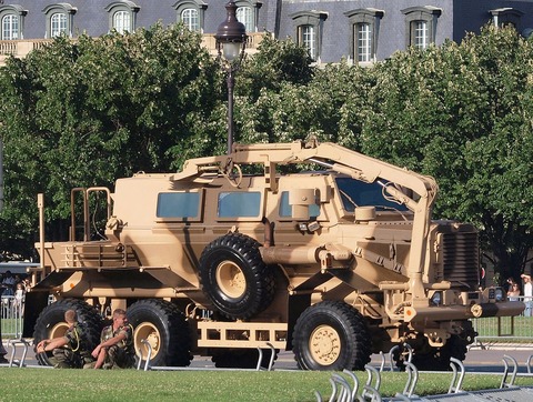 Buffalo_MRAP_(_Mine_Resistant_Ambush_Protected_Vehicle_)