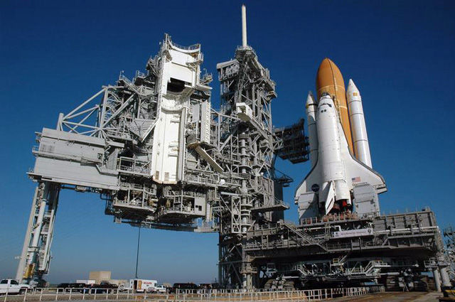 レア❗️NASAスペースシャトル　ディスカバリー 1／400 ハセガワ スペースシャトル ディスカバリー 製作中止 | 模型工房