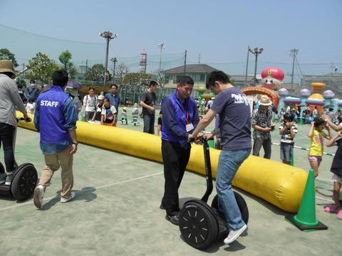 13217315_574732179372739_586368740986407687_o