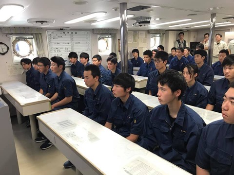 75429642_770618630421896_9157306410306032442_n