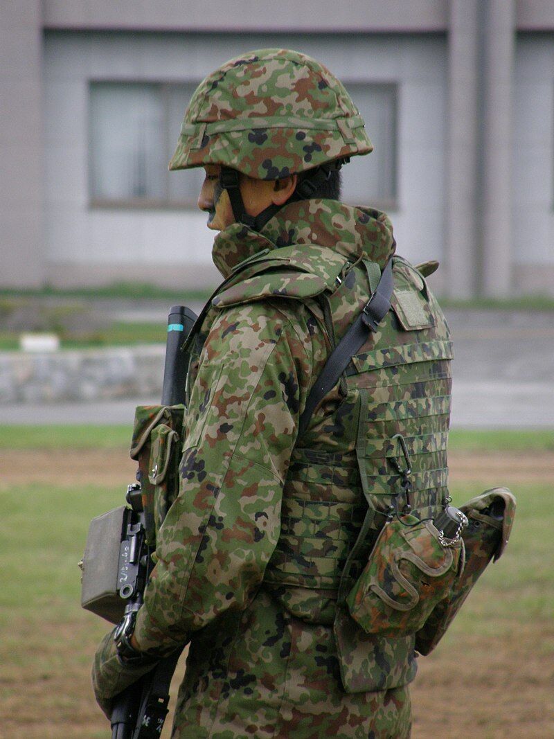 絶版　空挺迷彩服　3A 陸上自衛隊　特殊作戦群 Amazon | 陸上自衛隊V/C迷彩作業服 サイズ3A 官品仕様 | 戦闘服 通販
