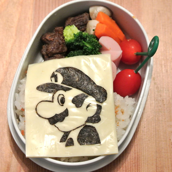 マリオ キャラ弁 ニュートンとアインシュタイン