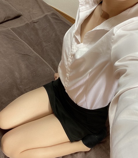 70E133EF-738E-4F4A-824F-5F36A43FCC33