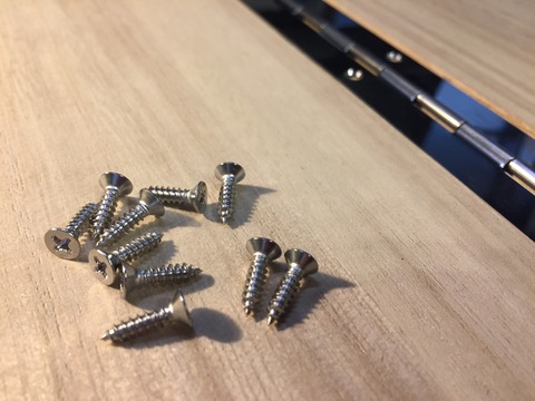 アウトドア キャンプ DIY 自作 桐 無垢材 まな板 マナイタ 折りたたみ