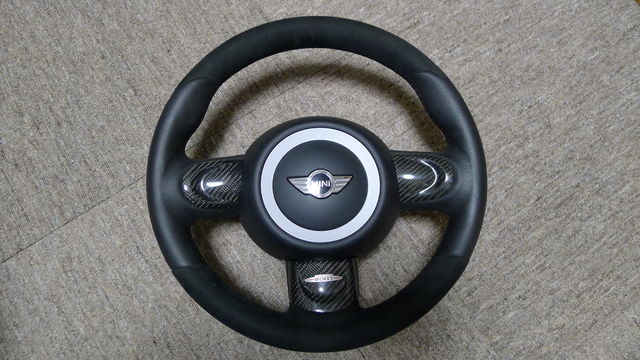 MINIのステアリング交換!! JCWレザーアルカンタラホイール