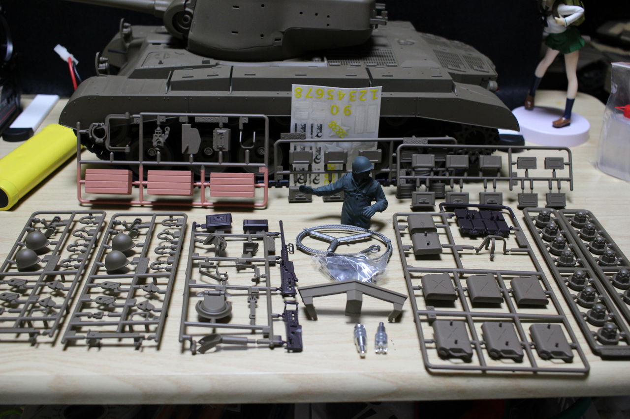 ヘンロン　1/16 M26パーシング　ラジコン Amazon.co.jp: ヘンロン 7.0 ver 2.4GHz 1/16 戦車ラジコン M26