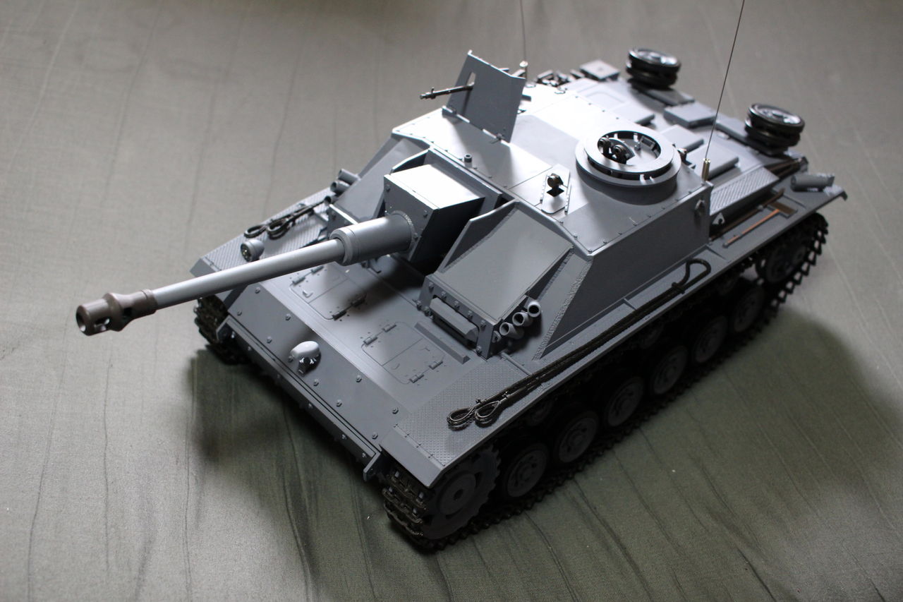 ヘンロン 1/16 Ⅲ号突撃砲 : りぅまるのにっき ﾂｳﾞｧｲ