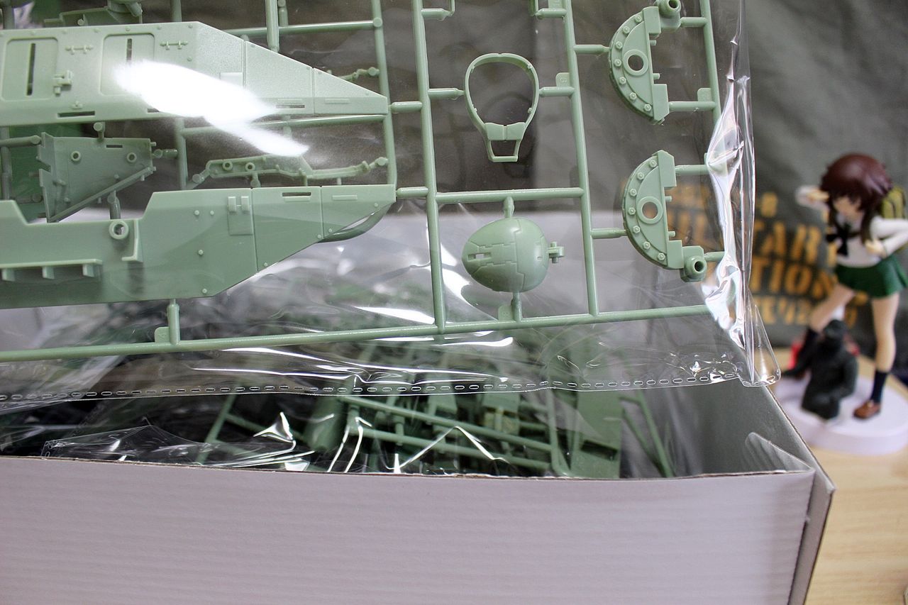 1/100 MS-06V ザクタンク 組み立て再開① : りぅまるのにっき ﾂｳﾞｧｲ