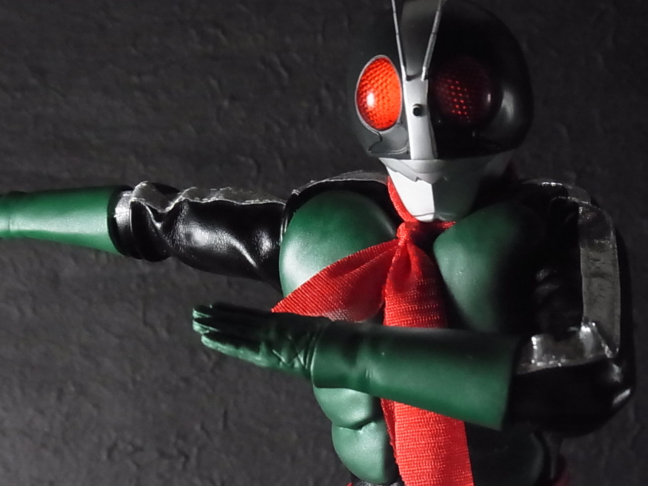 RAH DX 仮面ライダー旧2号 Ver2.0 Amazon.co.jp: RAH リアルアクションヒーローズ DX 仮面ライダー