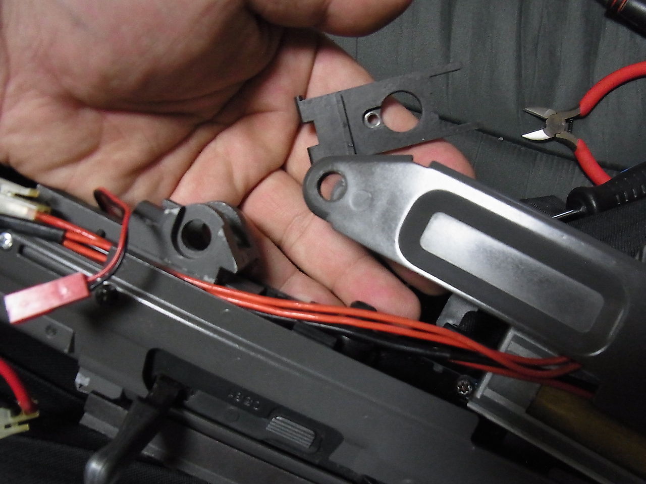 東京マルイ製 SG 550 純正バーストオミット FET組み込み済み SIG SG550 とうとうFET化。 : りぅまるのにっき ﾂｳﾞｧｲ