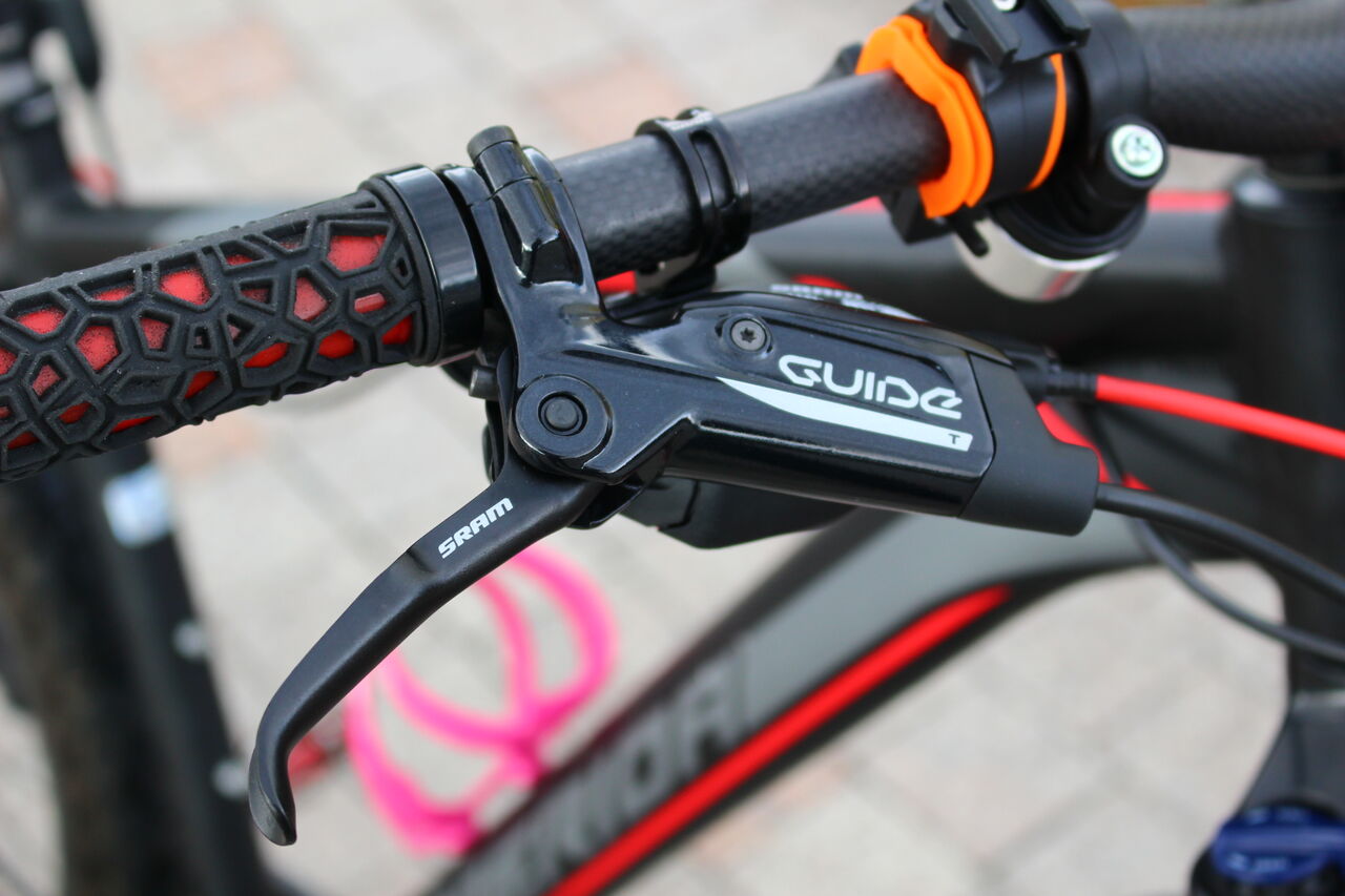 SRAM GUIDE T 取り付け : りぅまるのにっき ﾂｳﾞｧｲ