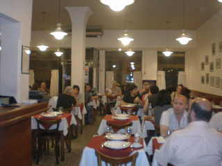 dentro del restaurante