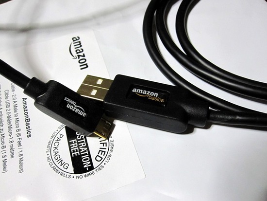 Amazon USBケーブル コネクター