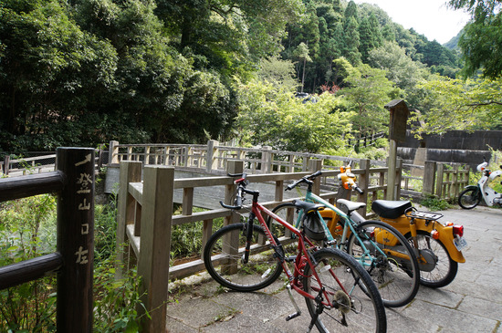 雲母坂登山口