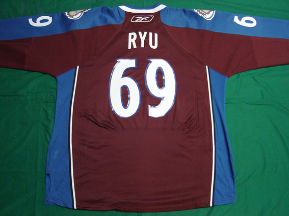 北海道 旭川医科大学アイスホッケーチーム ホッケーを愛する日本全国の人々へ