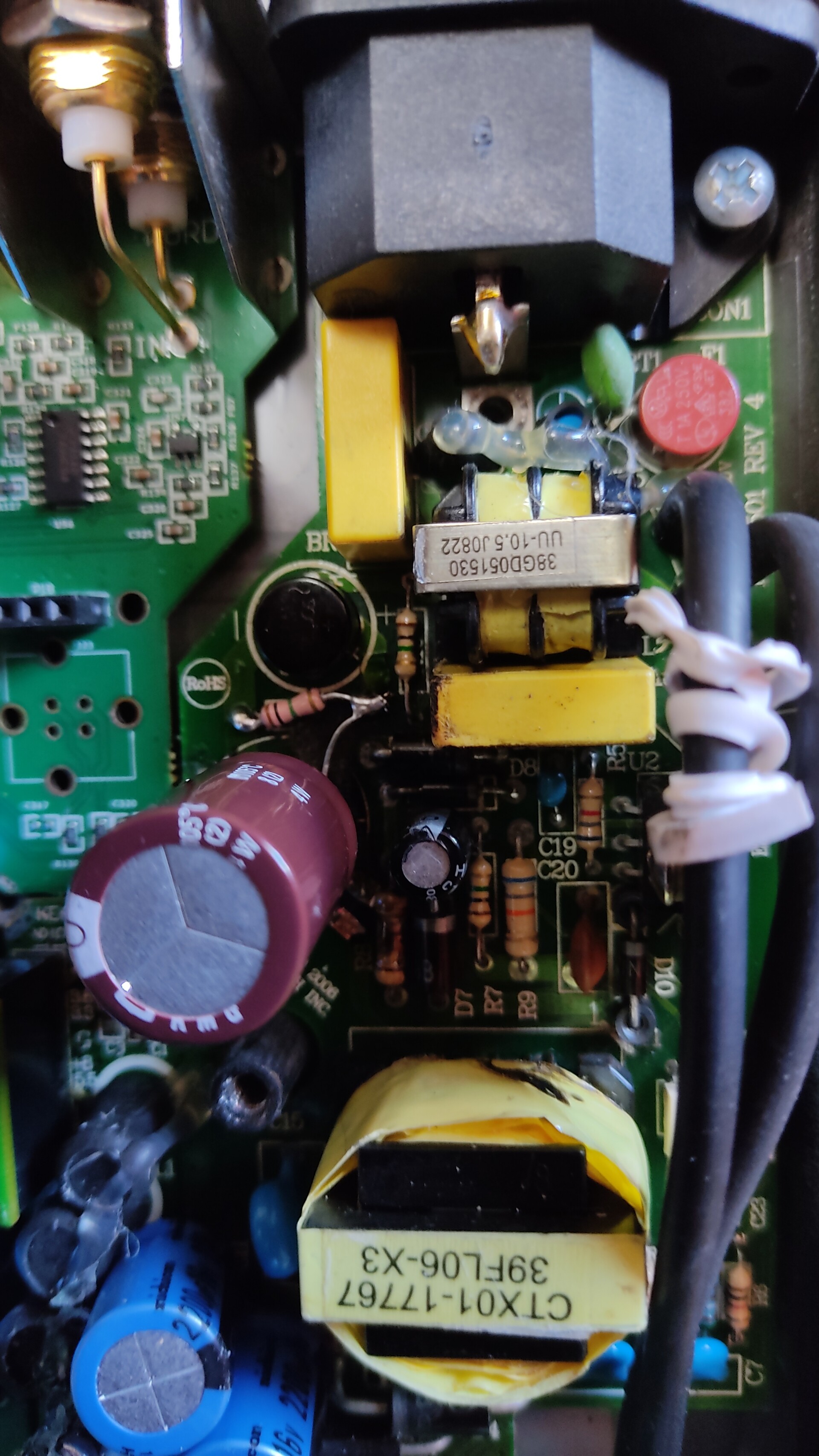 MOTU 828mk3 Hybrid 基盤修理 その3 : 「達部屋」~ 林達志(作 MOTU 828mk3 Hybrid 基盤修理 その3 : 「達部屋」~ 林達志(作