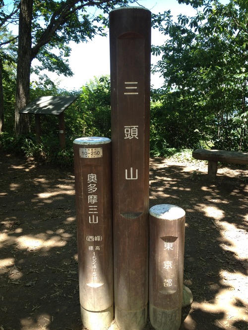 162