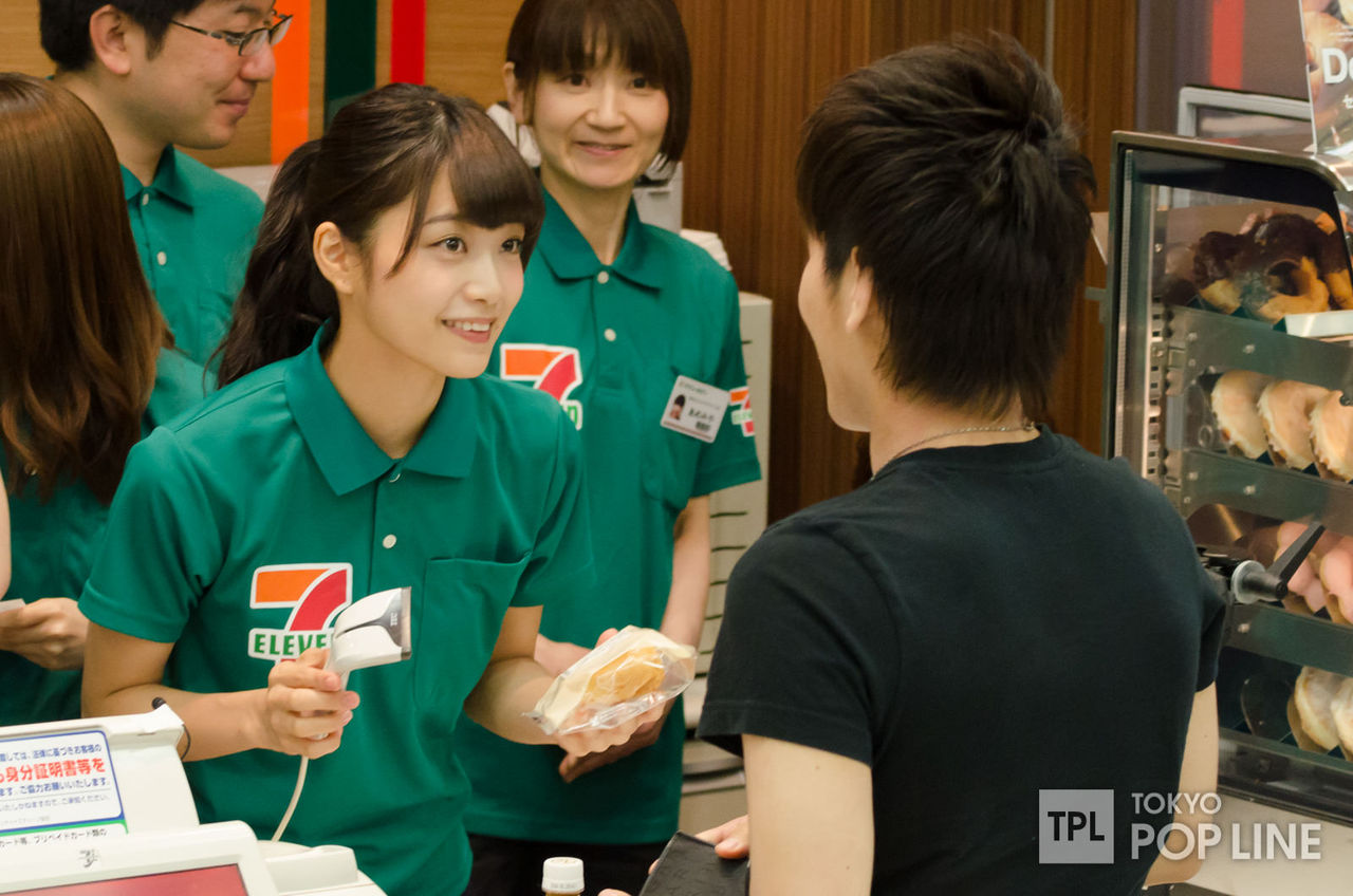 店員が美人だらけのセブンイレブンが発見される ニュースなnews