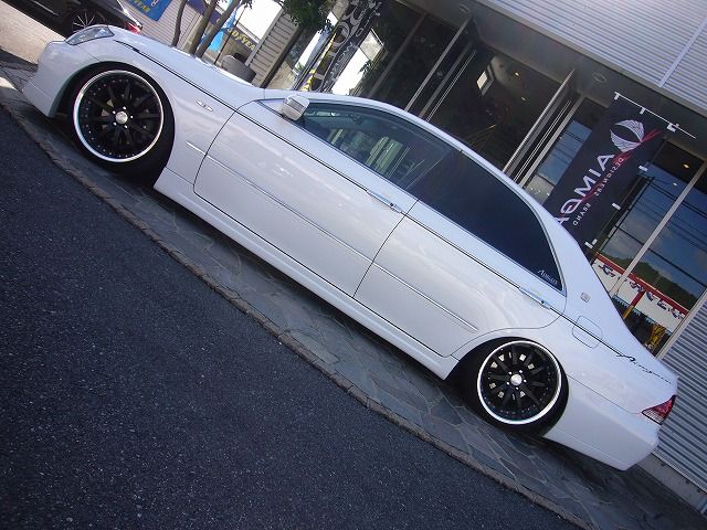 バーディークラブ クラウン 車高調（JB5ライフにシュバートSC1＆ 