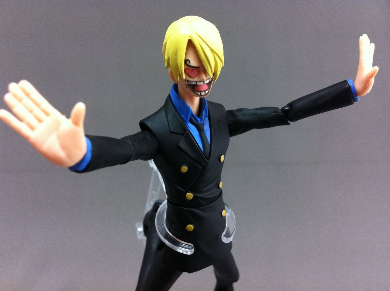 S H Figuarts One Piece サンジ お手ゴロおもちゃ箱 S H Figuarts One Piece サンジ お手ゴロおもちゃ箱