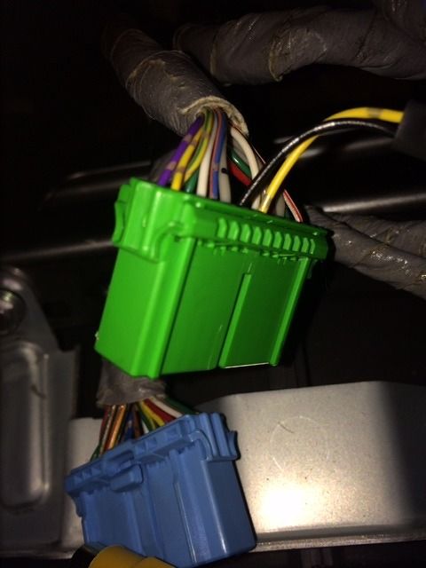 フリップダウンモニターの続き 赤シルの休日