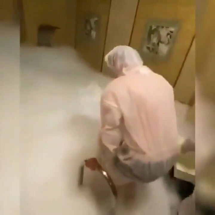 映像あり 著名インスタ女 受け狙いで プールにドライアイス30キロ投入 旦那含む3人死亡 ゲームかなー