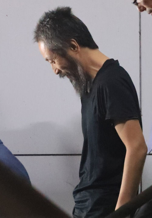 安田純平 解放後の後ろ姿にネット民衝撃 人質って言いはる方が苦しい なんて健康的ｗ ゲームかなー
