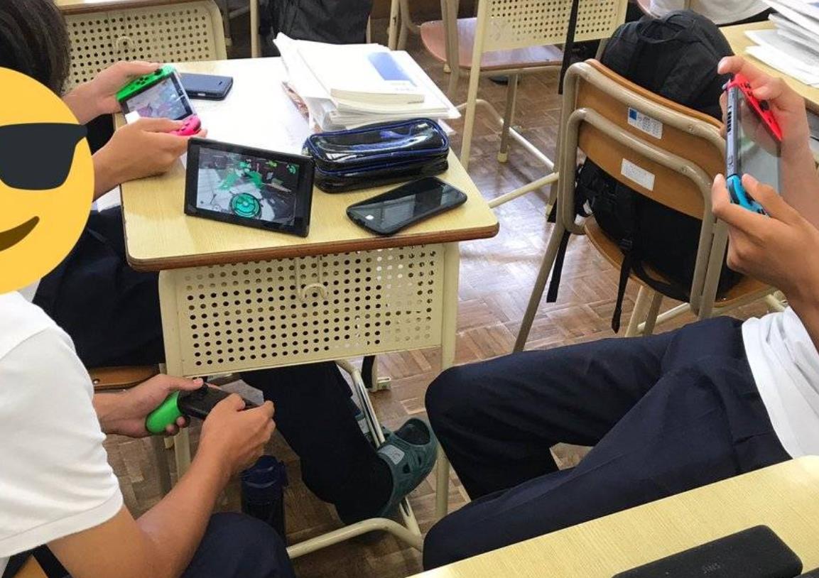 授業中にゲーム 生徒のゲーム機を教師が破壊 教師に弁償を請求できるのか ゲームかなー