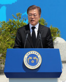 o-MOON-JAE-IN-570