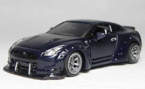 トミカ改造 R35 GTR LB仕様 オーバーフェンダー 黒 ホットウィール