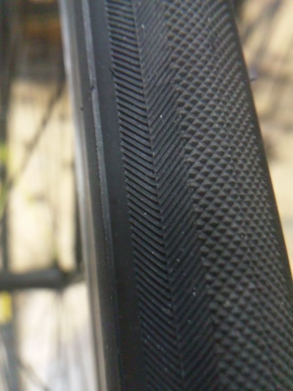 グラベルキングの回転方向は Salonの初老ロードバイク日記 グラベルキングの回転方向は Salonの初老ロードバイク日記