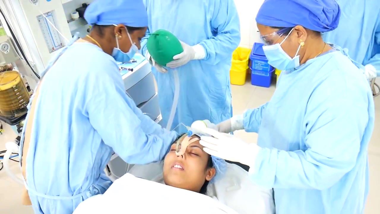 動画 海外より 印度の少女の手術 全身麻酔導入で鼻から挿管 ピティナ 丸太いずみの 医療プレイ研究所part 2