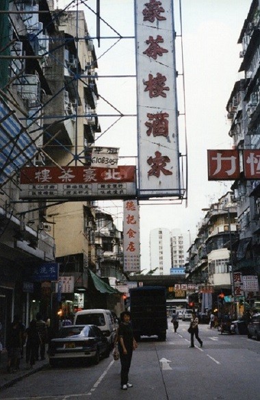 img033