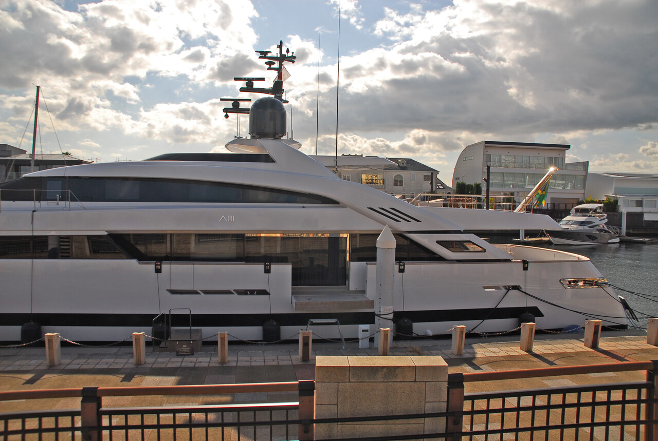 AGORAⅢ SUPERYACHT [芦屋マリーナ] : 公共施設／デザイン