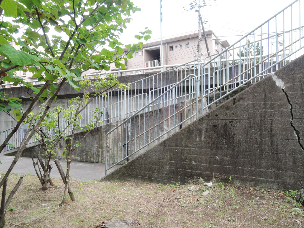 名所で見かけた珍風景 浜夙川橋 公共施設 デザイン