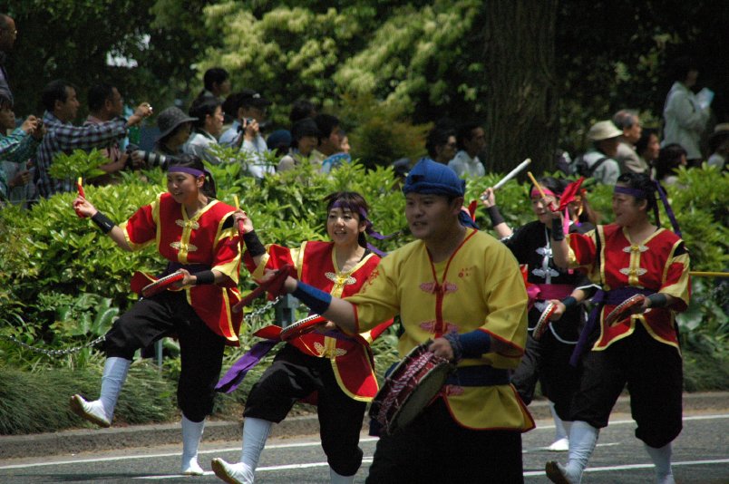 ザよこはまパレード 10年 横浜開港記念みなと祭 国際仮装行列 公共施設 デザイン ザよこはまパレード 10年 横浜開港記念みなと祭 国際仮装行列 公共施設 デザイン