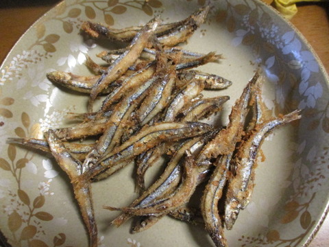 きびなごの唐揚げ ブルボンのシルベーヌ Pukupukuのグルメ日記