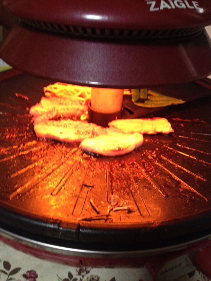 ザイグルでサムギョプサルを食べました 三人家族 いっぱい遊ぼう