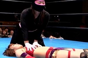 【女子プロレスのエロ画像１７９枚】ヌードも巨乳ポロリおっぱいもパンチラもヌードもライブ感覚で興奮抜けるダイジェスト【永久保存版】