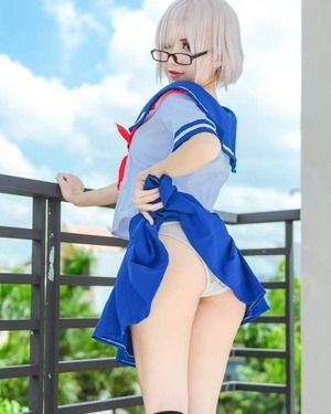 【コスビッチ】ほっそり系もムチムチ系も！ふとももがエロいコスプレイヤー！