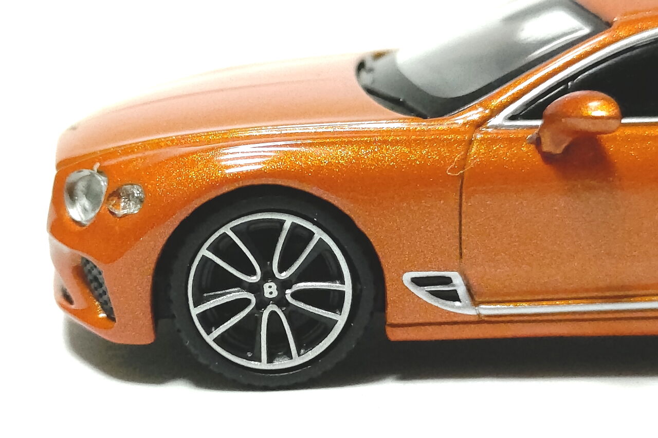 MINI GT 1/64 ベントレーコンチネンタルGT(オレンジ フレイム