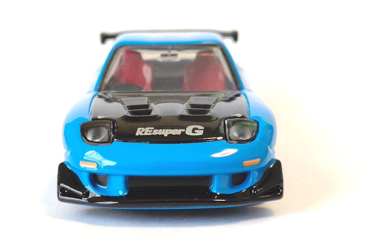 トミカプレミアム04 マツダRX-7 FD3S RE雨宮仕様 : pumiの小さな車館