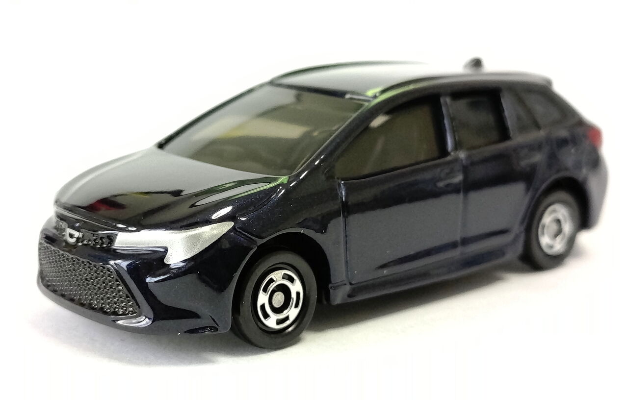 トミカ No.24 トヨタ カローラ ツーリング : pumiの小さな車館